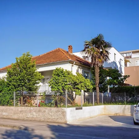 Apartman Nena *